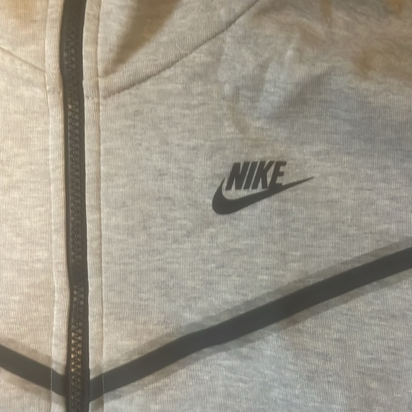 Nike Tech Fleece Top Jacket Zip-Up Sweater - Picture 2 of 3